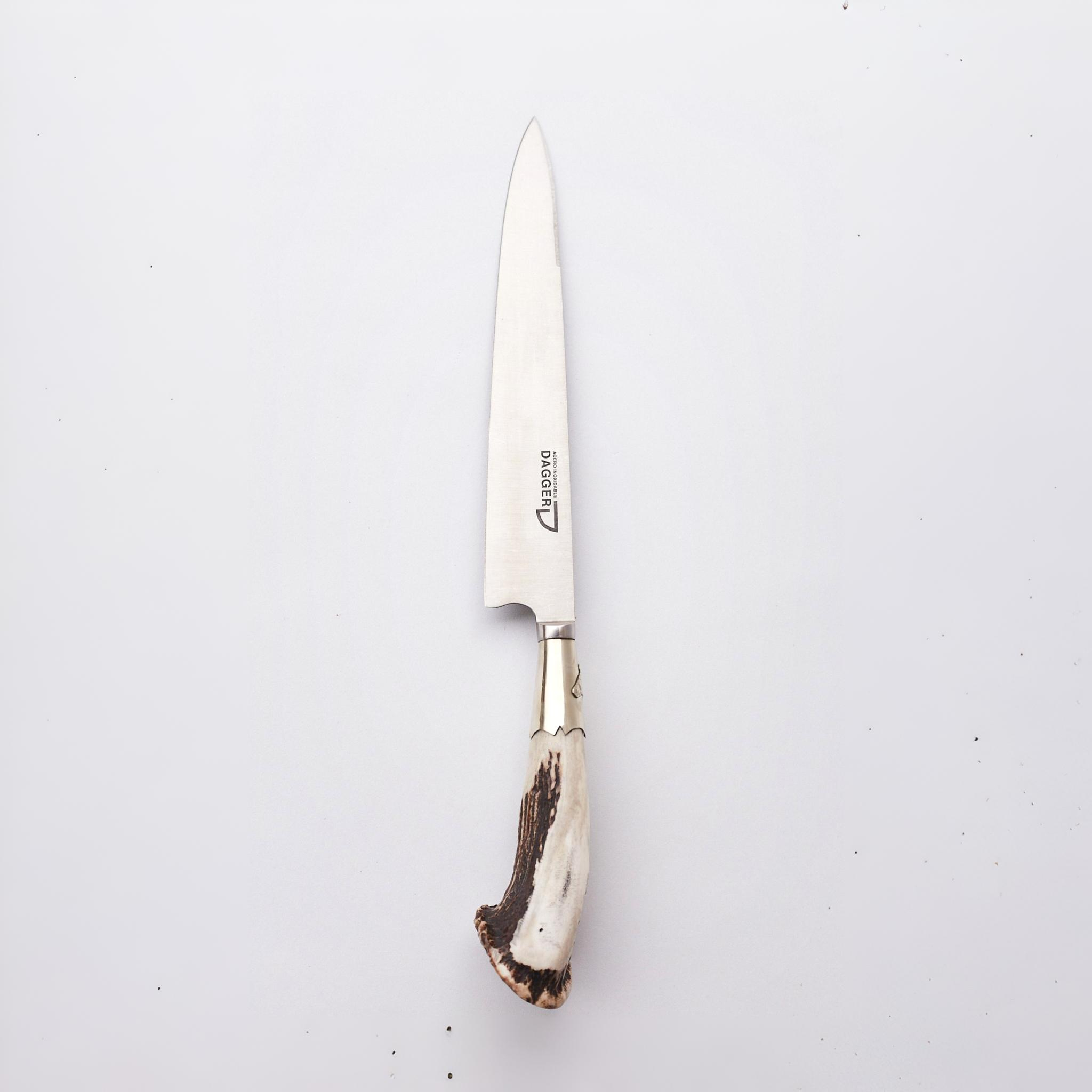 CUCHILLO 20 CM CIERVO ENTERO C/PUNTERAS DE ALPACA Y DIJE