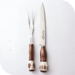 JUEGO DE TRINCHAR 20 CM CIERVO Y MADERA