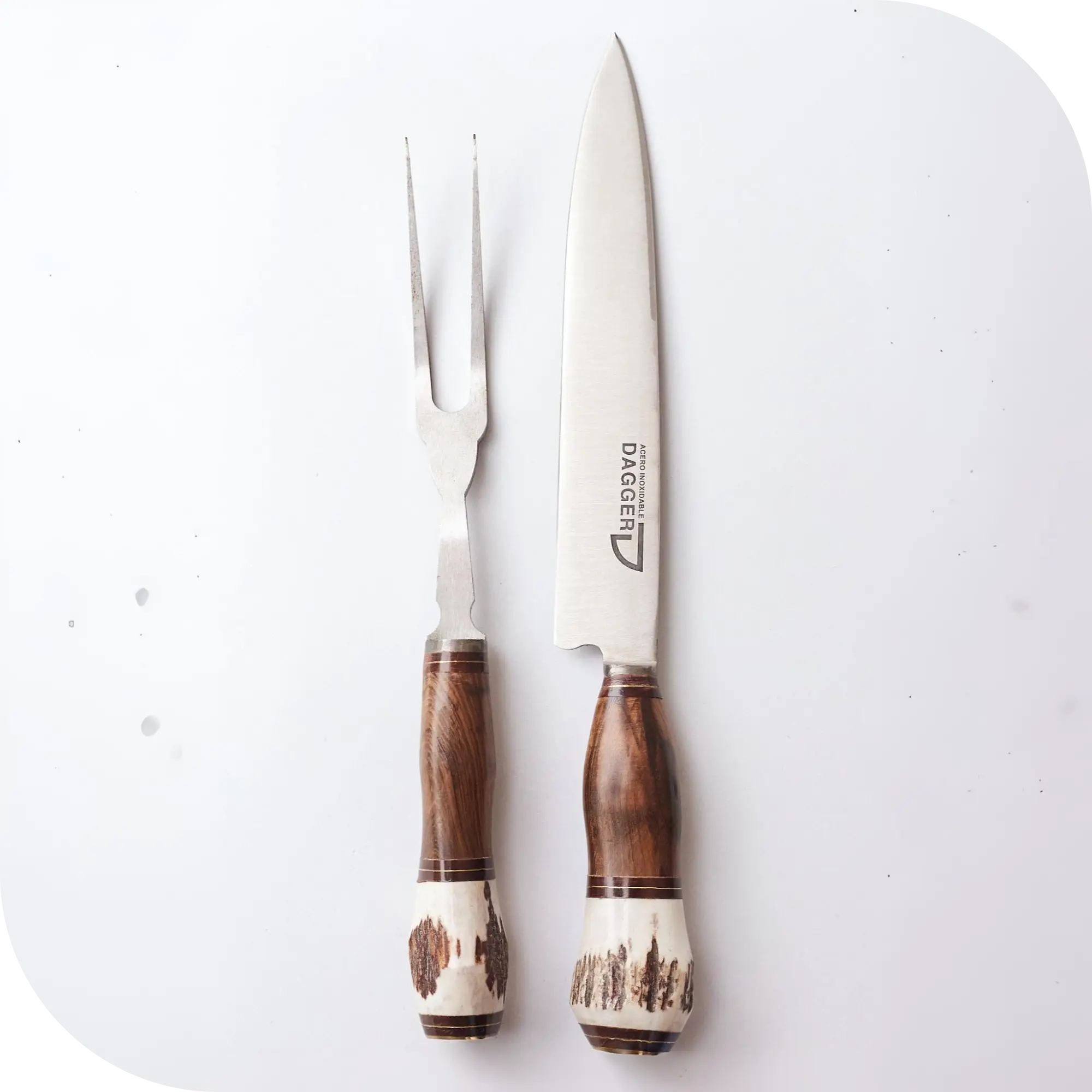 JUEGO DE TRINCHAR 20 CM CIERVO Y MADERA